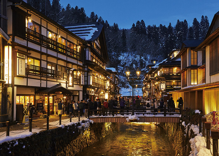 山形の冬 銀山温泉